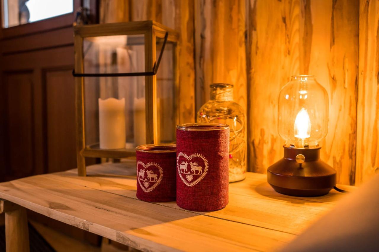 Le Bois Des Neiges Charmant Chalet Authentique A 5 Mn De Gerardmer クソンリュプト・ロンジュメール エクステリア 写真